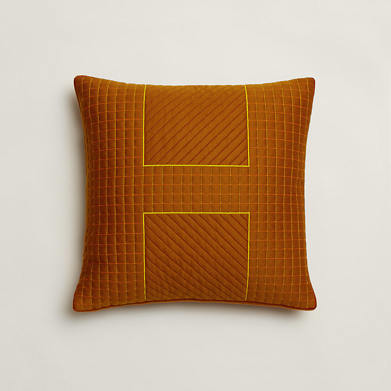 H Quadrille pillow | Hermès Canada